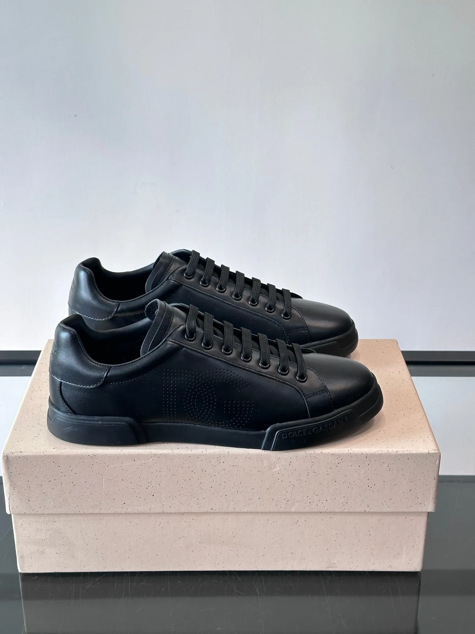 Men's men's shoes: 230💰2025 winter new top original order DG heavy industry series, imported first-layer cowhide, 5D printing embellishment, water-dyed lining, exquisite luxury, super A level! Compared with the genuine product at the counter, the version is no worse at all! Size: 38-44, customized 45